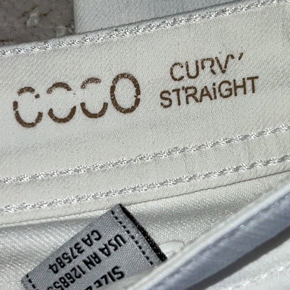 DL1961 Coco Curvy Straight Jeans, Size 28 - Picture 5 of 8